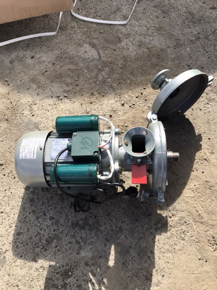 Moara zahar Pudra (motor 2,5 kw) Productie 250kg/h