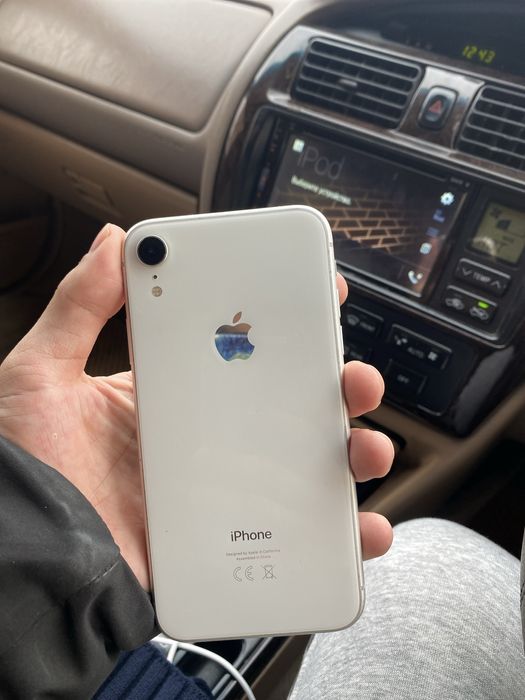 iPhone xr минусов нет продаю или обмен на айфон 11 дисплей