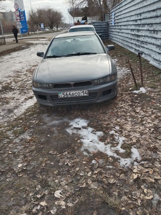 Продам машину митсубиси галант