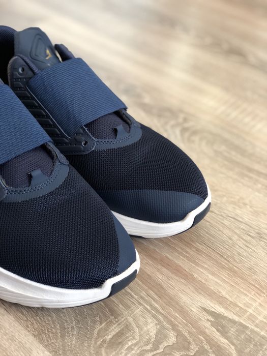 Jordan Relentless RE2PECT Derek Jeter | NAVY/GOLD | Marimea 42