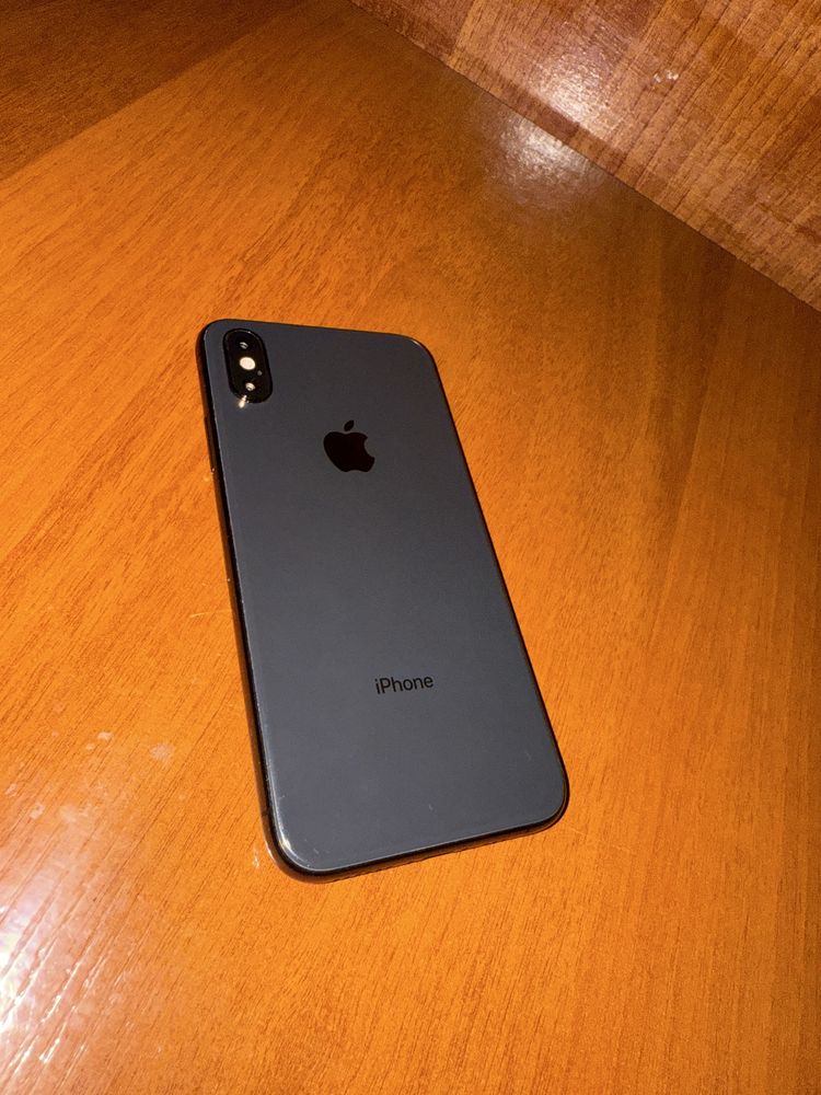 Iphone XS 64 gb.
