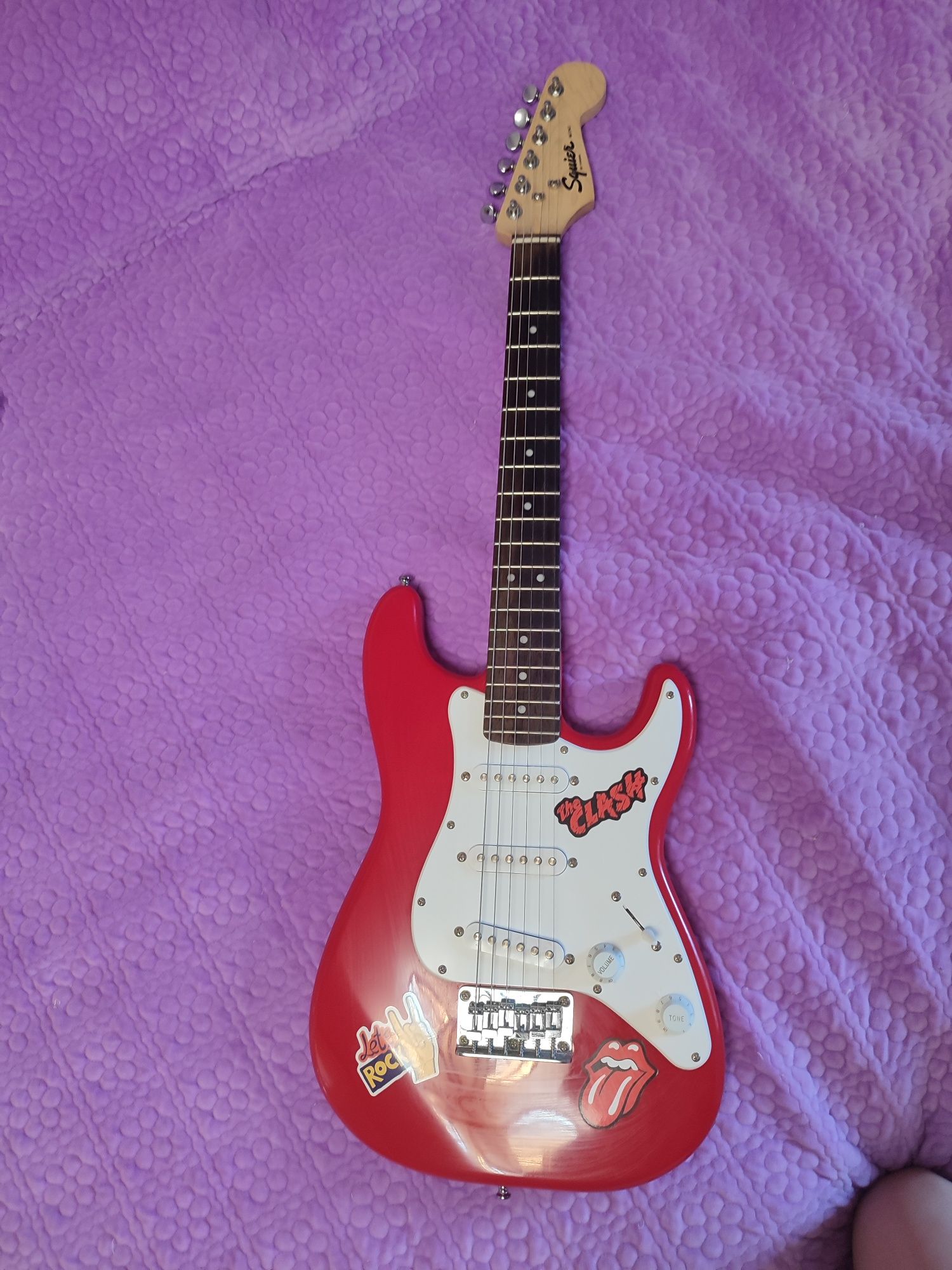 Электрогитара 3/4 Fender squier ministratocaster red