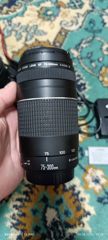 Продам фотоаппарат canon 1000d