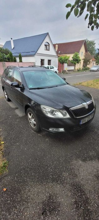 Vând Skoda Octavia 1.4 (benzina)
