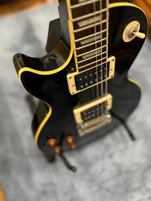 Chiatara electrica Epiphone Les Paul Standard Ebony LEFT HAND