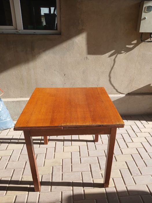 Раскладной стол. .