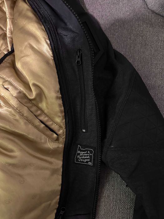 Geaca moto ICON Akromont 1000 cu protectii incluse