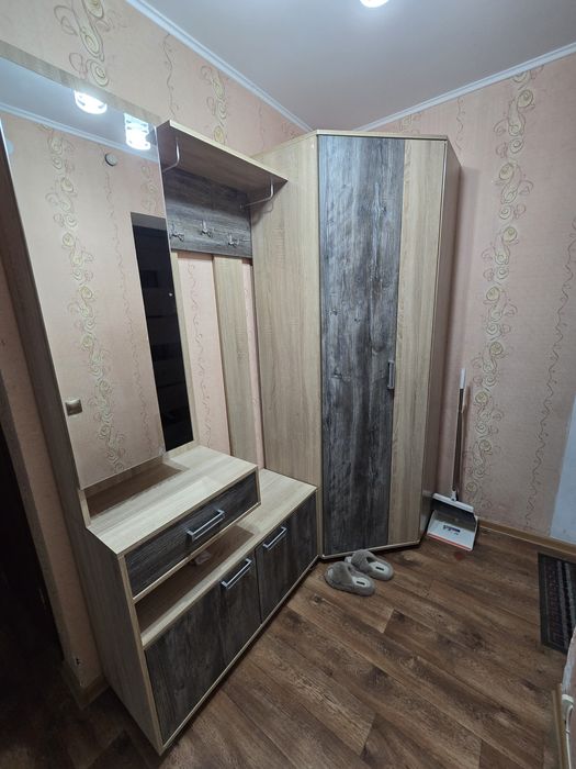Продам прихожую в отличном состоянии и в шикарном сером цвете !!!