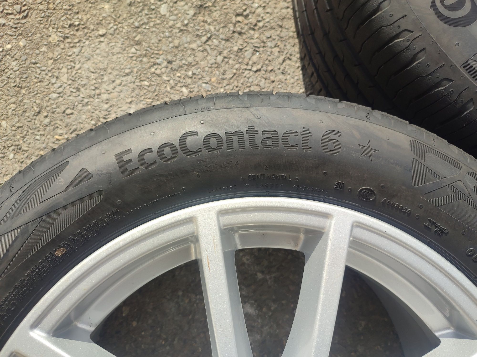 225/55/17" 4бр Continental eco contact 6,dot2819,6-7mm