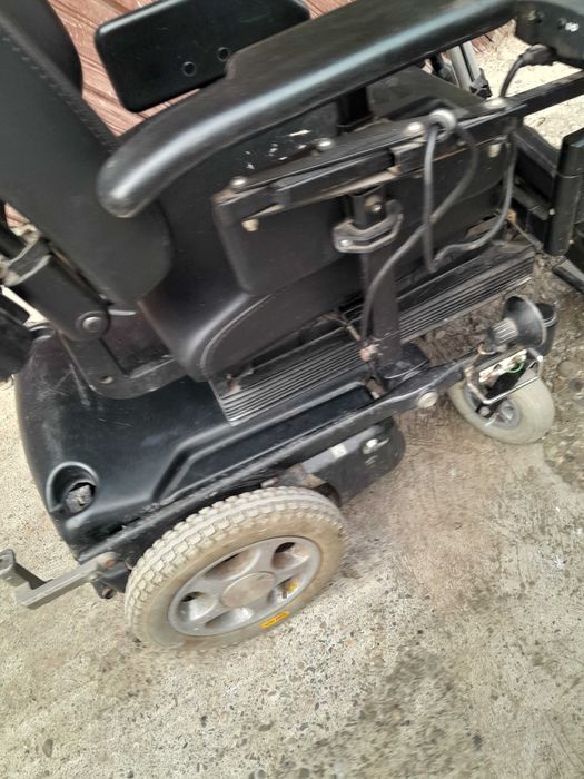 Carucior persoane cu dizabilități