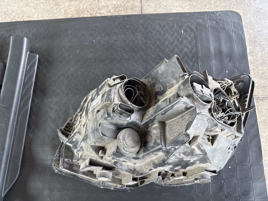 ОРИГИНАЛЕН Десен Фар за -Vw T6 2015г-2019г-