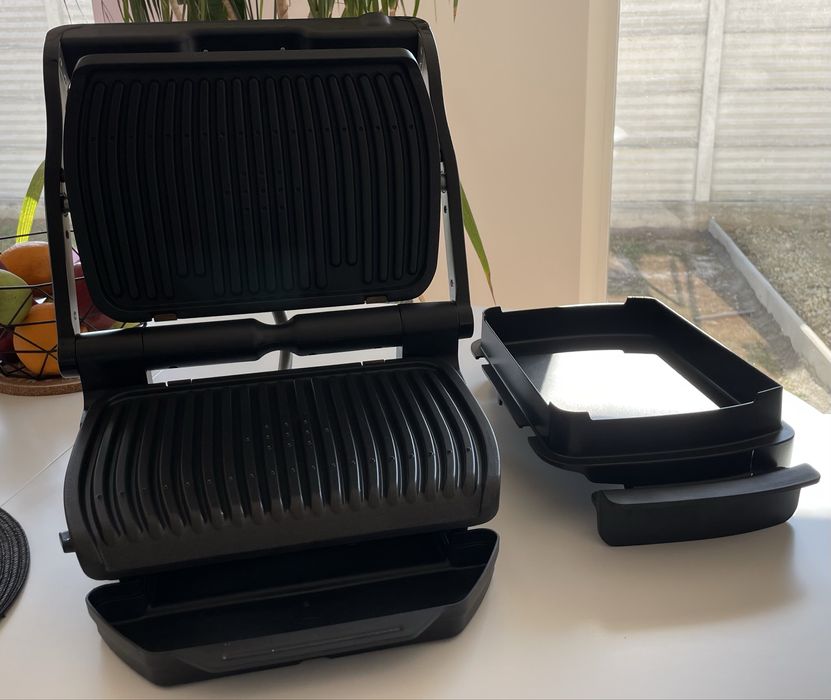 Gratar Electric Tefal OptiGrill + contine si Tava de Copt