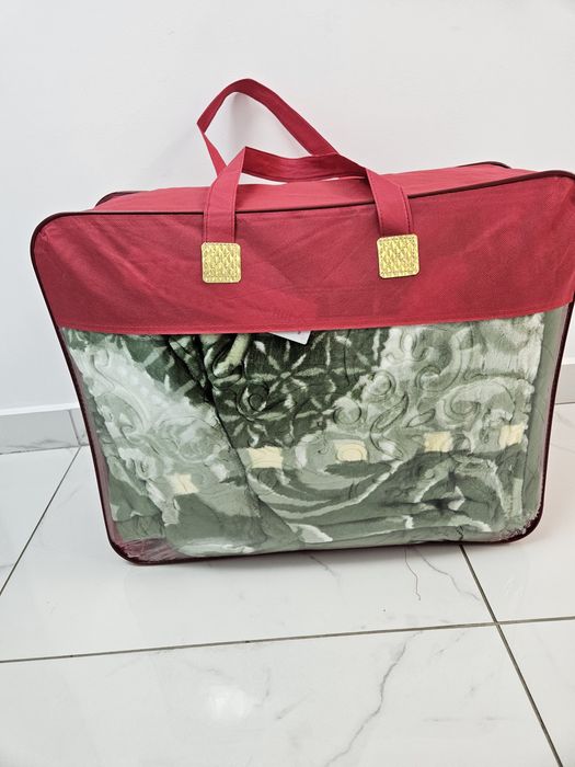 Pătură nouă 240x200 cm 70% REDUCERE