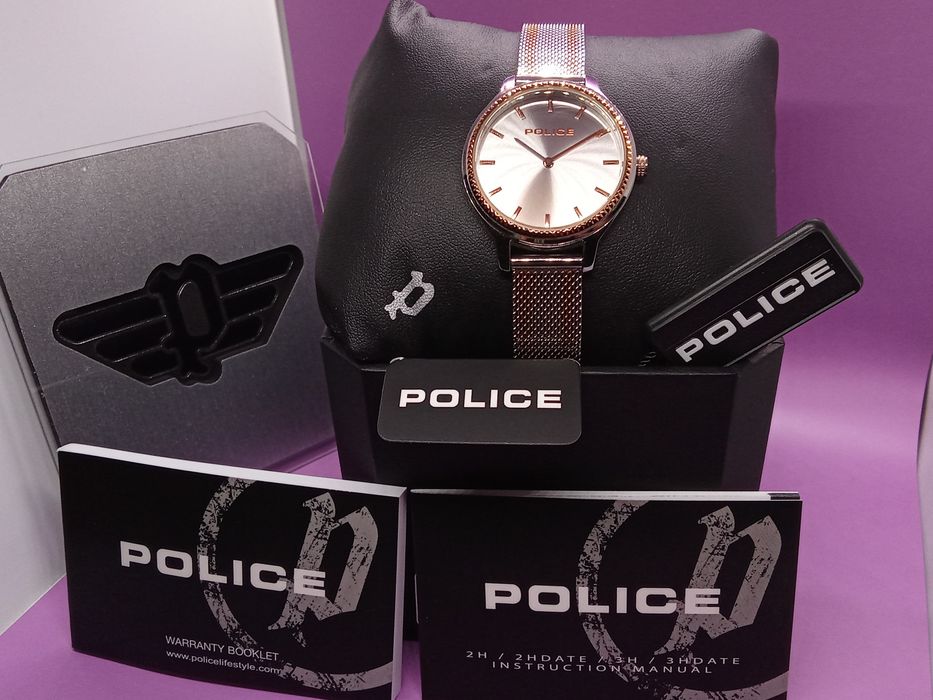 Дамски спортни часовници - цена за брой