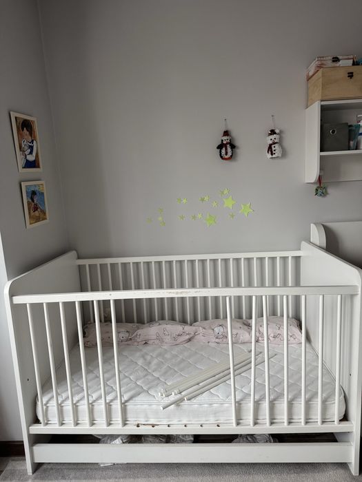 Подарявам бебешка кошара