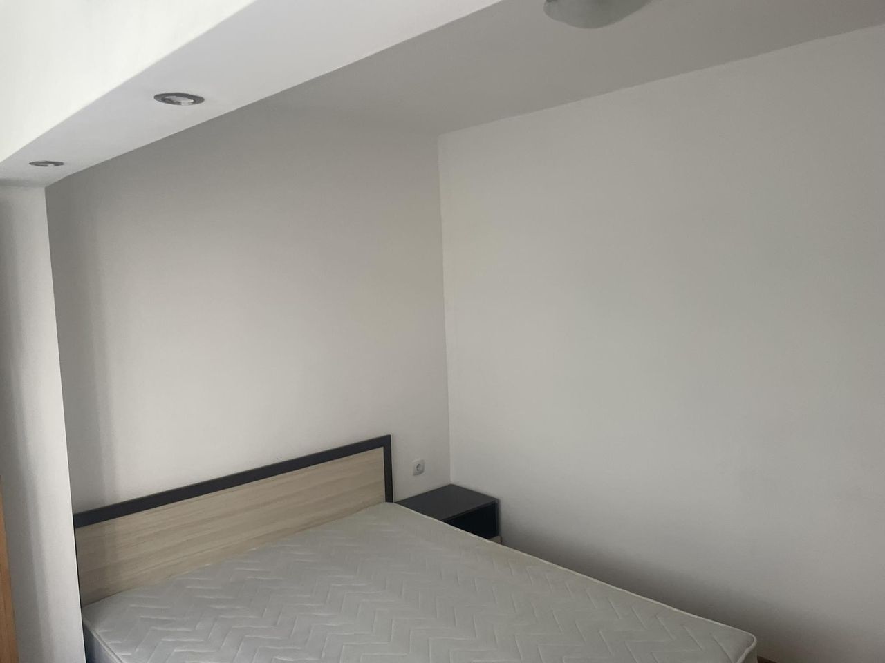 Дава се под наем Двустаен апартамент в Бургас, Изгрев - 47 кв.м за 425 € - Снимка #5