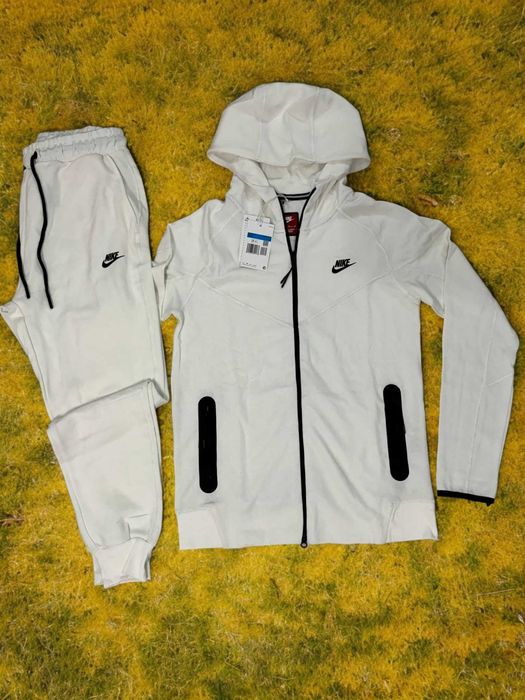 Trening NIKE TECH FLEECE - Model Unisex - 2024 - Premium - Sigilat