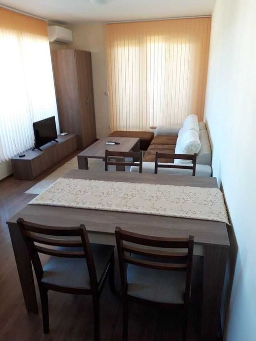 Дава се под наем Тристаен апартамент в Бургас, Изгрев - 78 кв.м за 250 € - Снимка #16