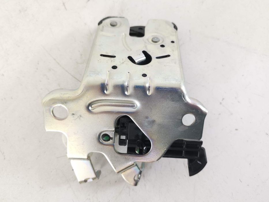 Брошка Хаион Шкода Октавия / Skoda Octavia MK4 Facelift Комби Оригинал