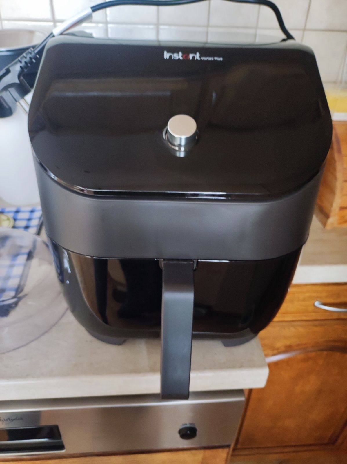 Продавам Air Fryer Instant pot

190 лв.