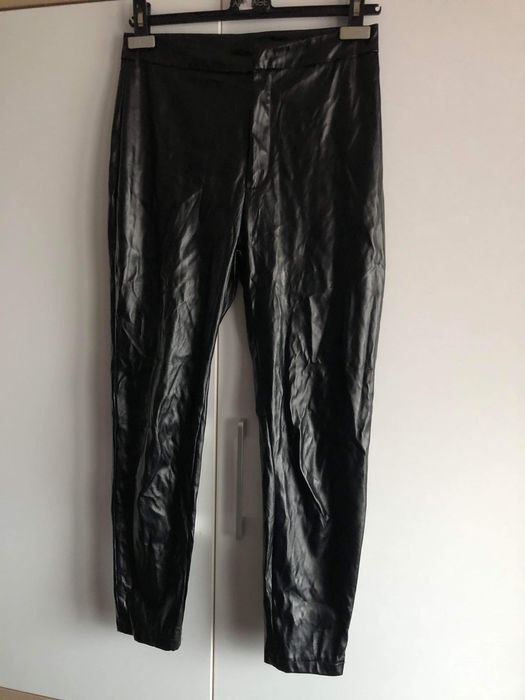 Pantaloni marimea S (10 lei bucata)