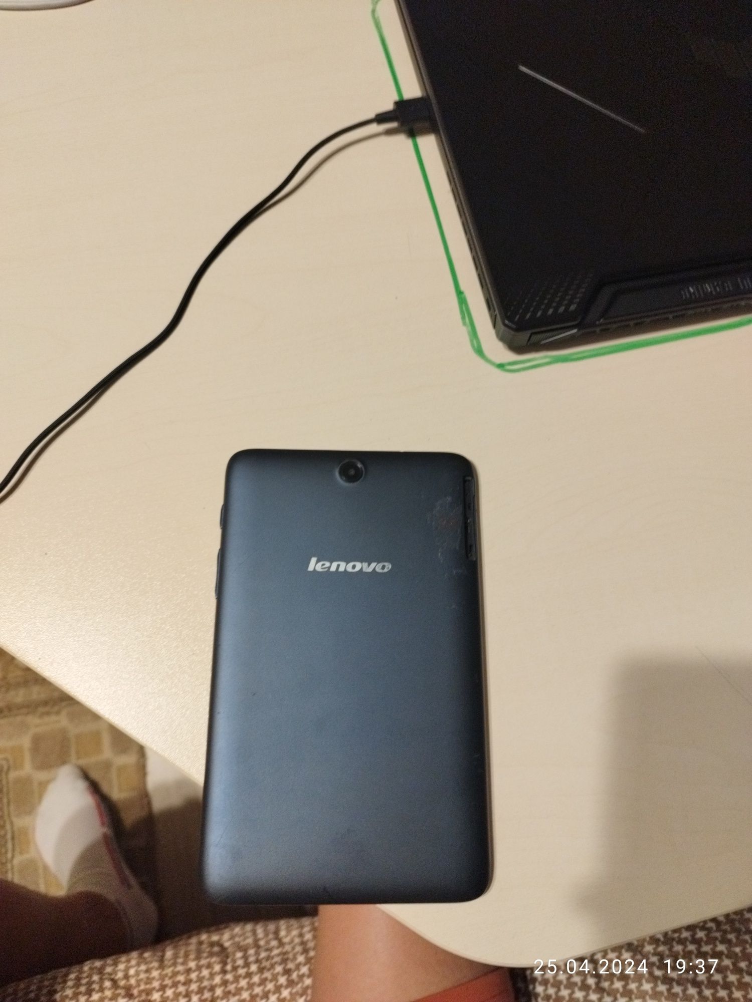 Планшет Lenovo б/у