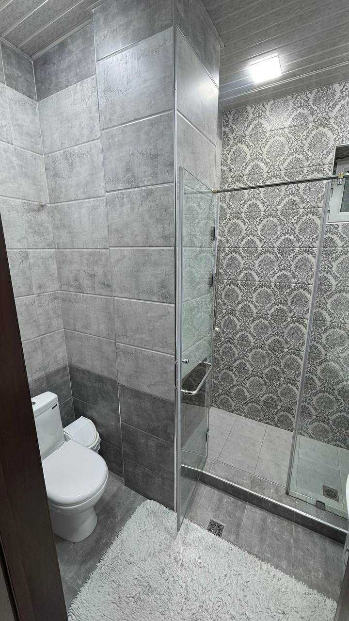 ул.Нукус бутик Гламур 2-комн 2/4 48 м² ремонт меб/тех выс.пот 3,70 м