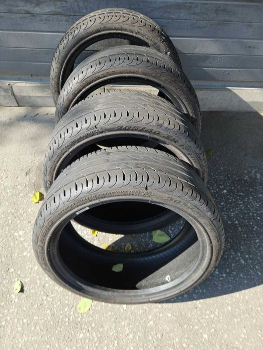 4бр. 205/40 17 Pirelli 6-7mm