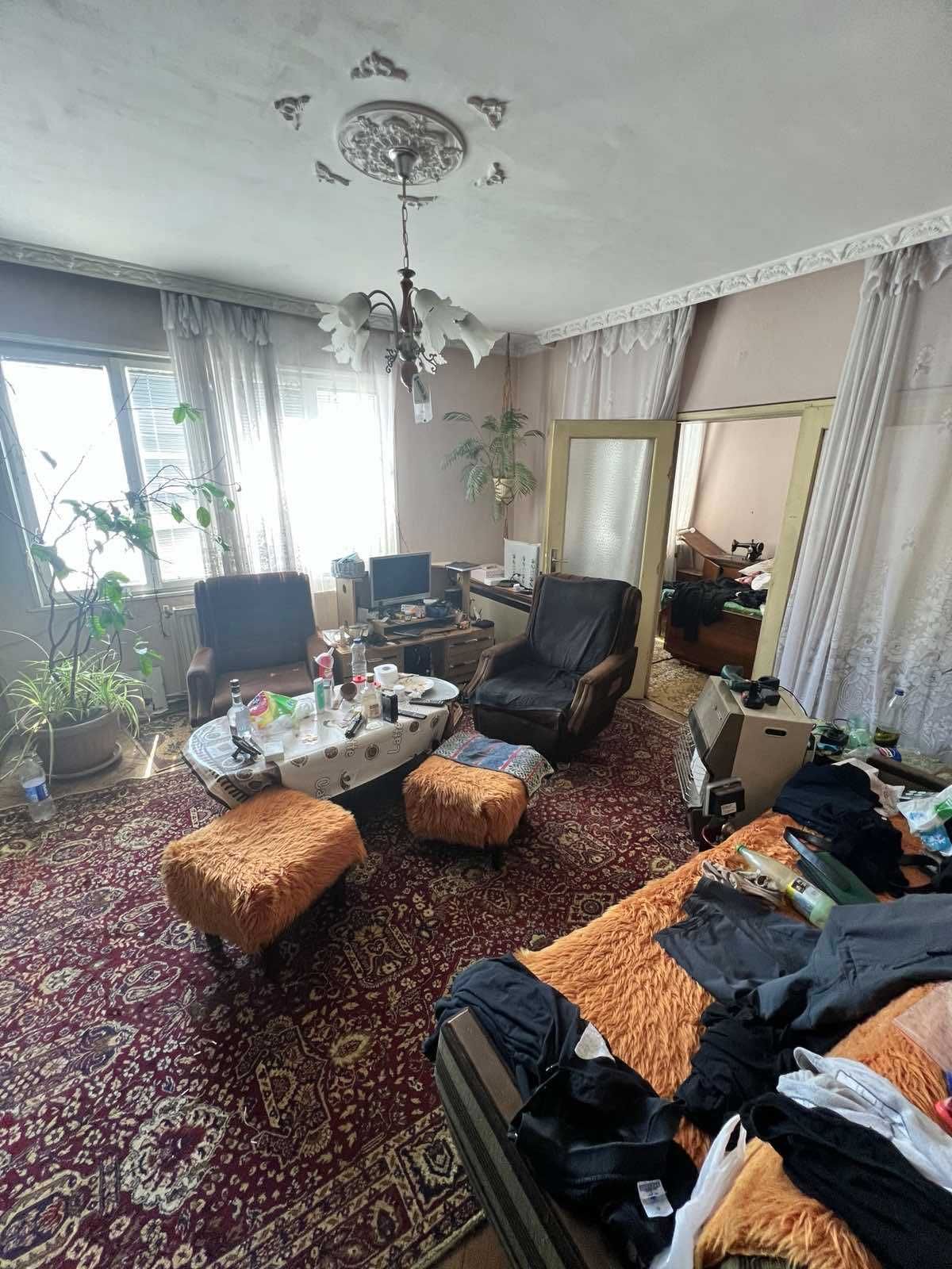 Многостаен Тухлен Апартамент в Идеален Център на гр. Търговище - 2474