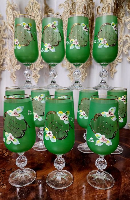 Богемия. Большие фужеры 12 штук. Чехословакия. Дёшево !