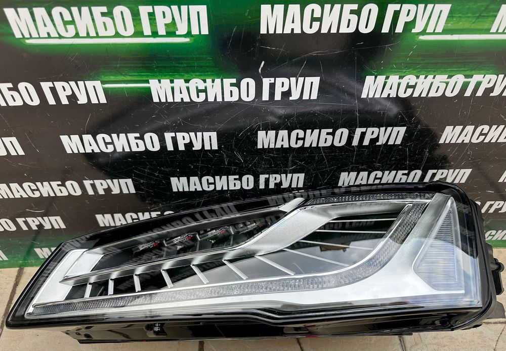 Фар far ляв фарове Matrix за Ауди А8 Audi A8 4H фейс