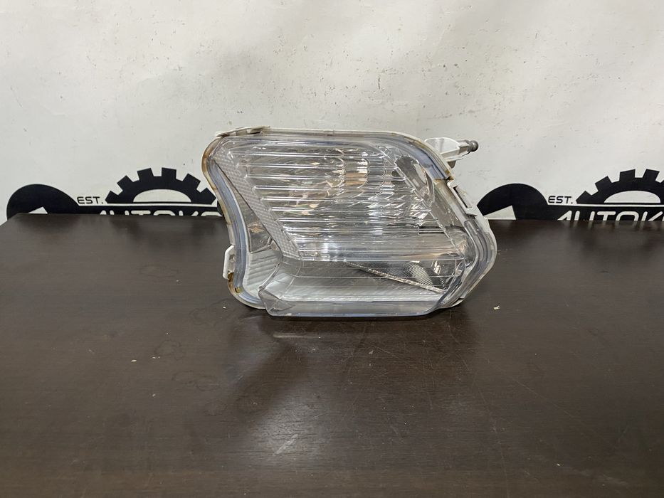 Proiector ceata stanga Ford Kuga an 2013-2019