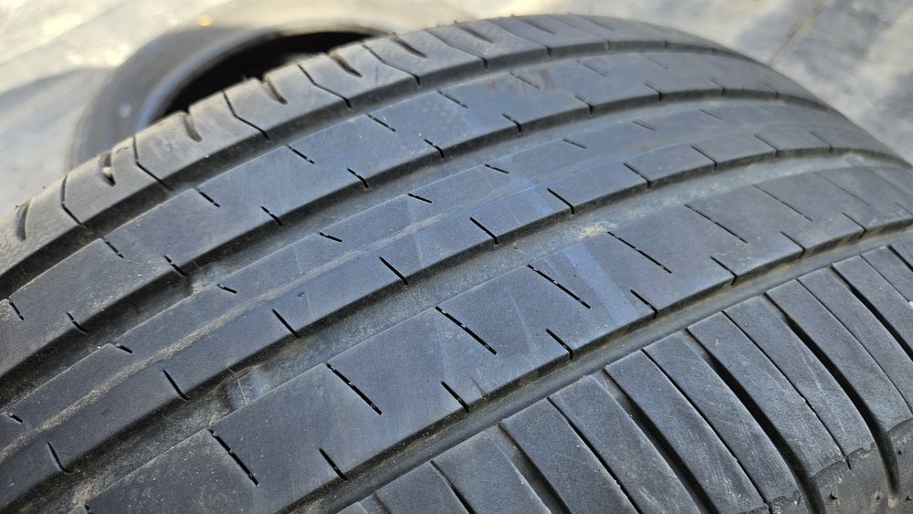 2бр гуми 225 55 17 дот 22 фалкен