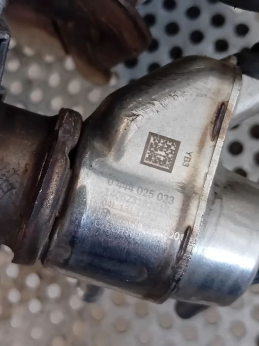 Injector AdBlue Audi A6 C7 A5 A4 B9 Q3 Q5 2.0 Tdi Motor CNH Cod 04L131113J 2012-2018