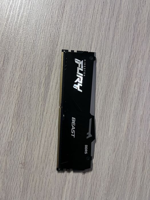 Оперативная память DDR5 на 8Гб