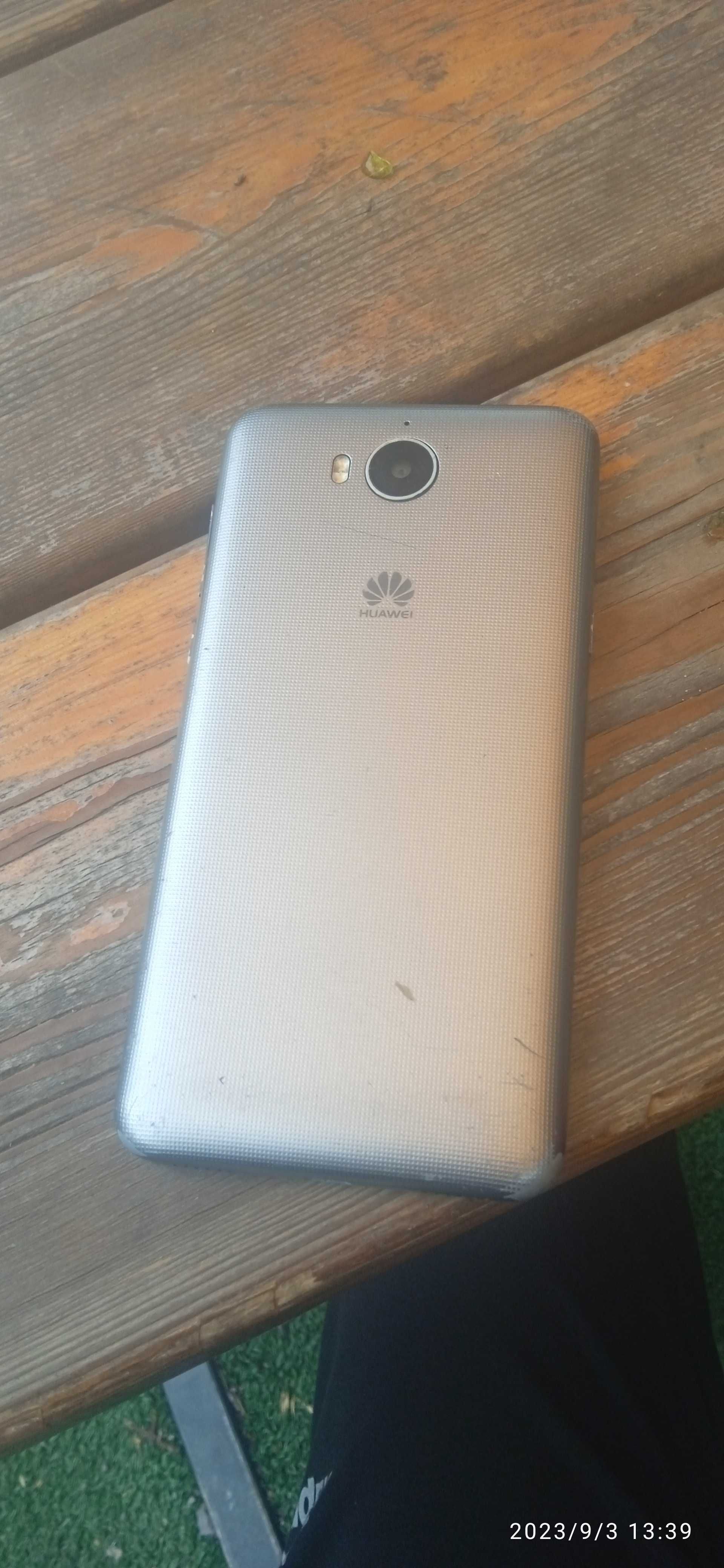 Huawei  рабочий 7000