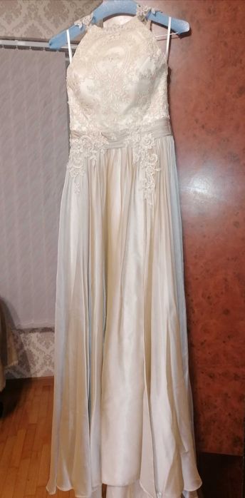 Официална бутикова рокля