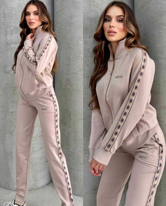 дамски спортни екипи