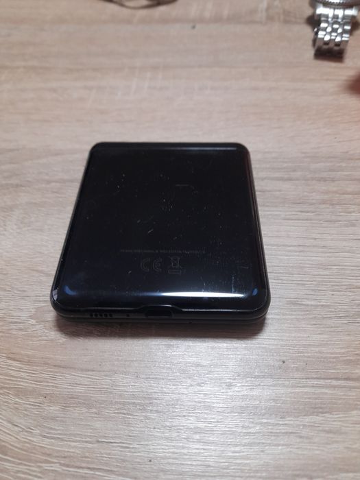 Samsung Z flip за части