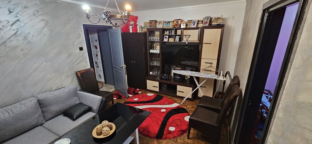 Apartament 2 camere,50m,centrala, mobilat si utilat
Apartament cu cent
