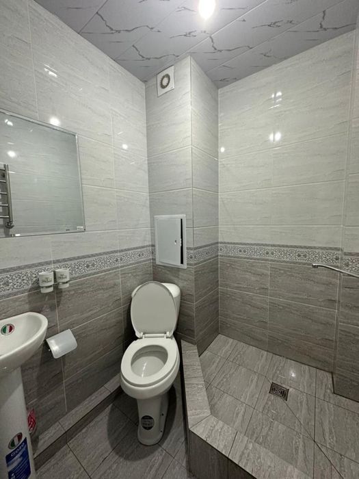 Сдается квартира1комнатная своя евро  ремонт в яшнабадский районе