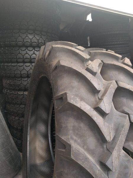 anvelope noi pentru tractoare romanesti 14.00-38 cu 8/ 10 pliuri