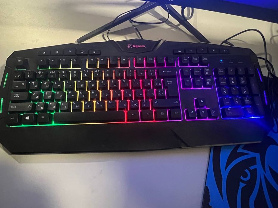 Домашни компютер почти новый