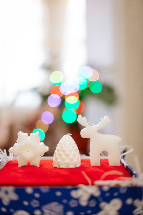 Новогодние подарочные наборы свечей