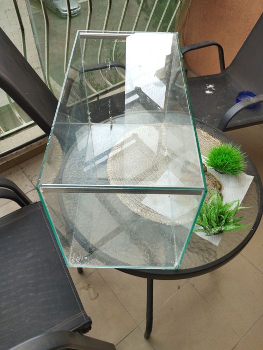 Аквариум в стъкло