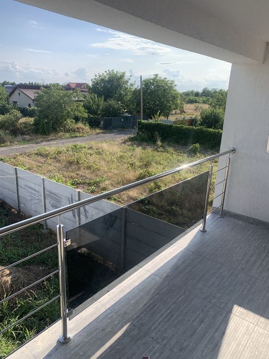 Inox cu geam cum doreste clientul