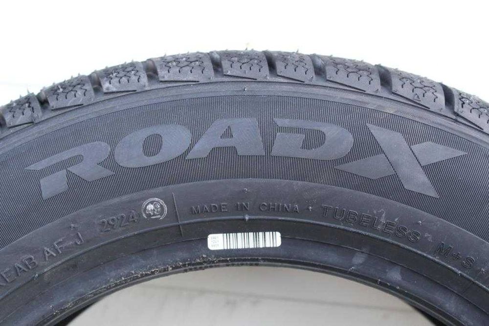 Anvelope iarna noi 175/65R14, 82H, RoadX, DOT 2025