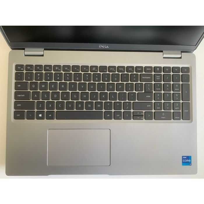 Висок клас Dell Latitude 5521