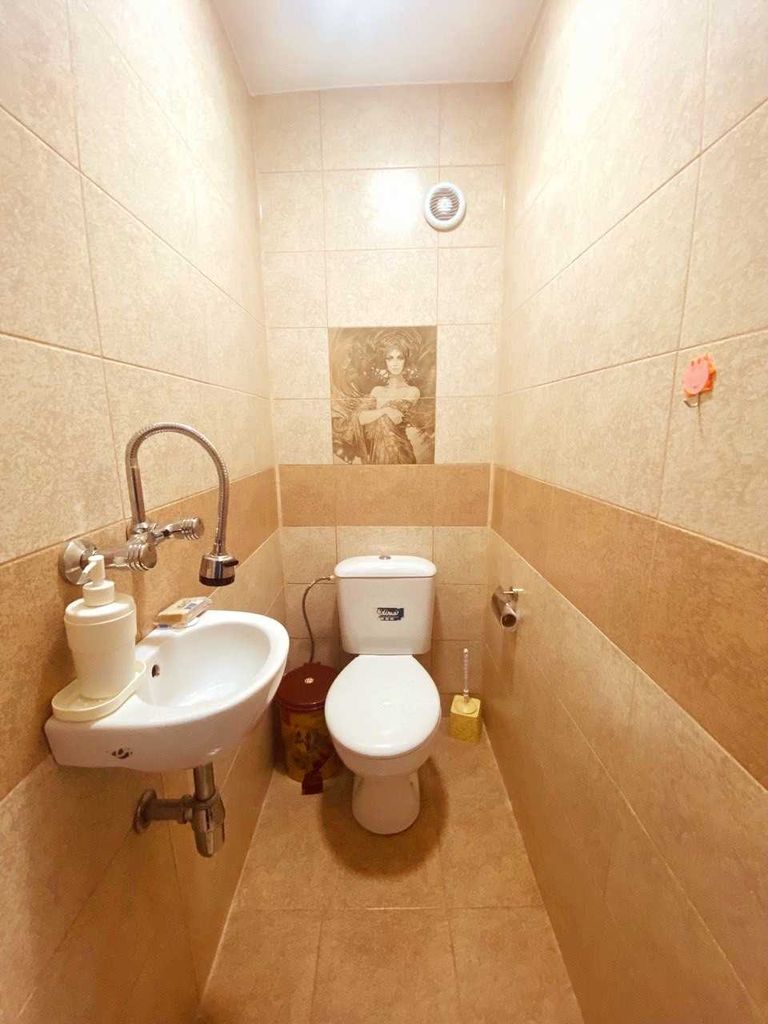 Продава се Тристаен апартамент в Перник, Изток - 90 кв.м за 1389 €/кв.м - Снимка #19