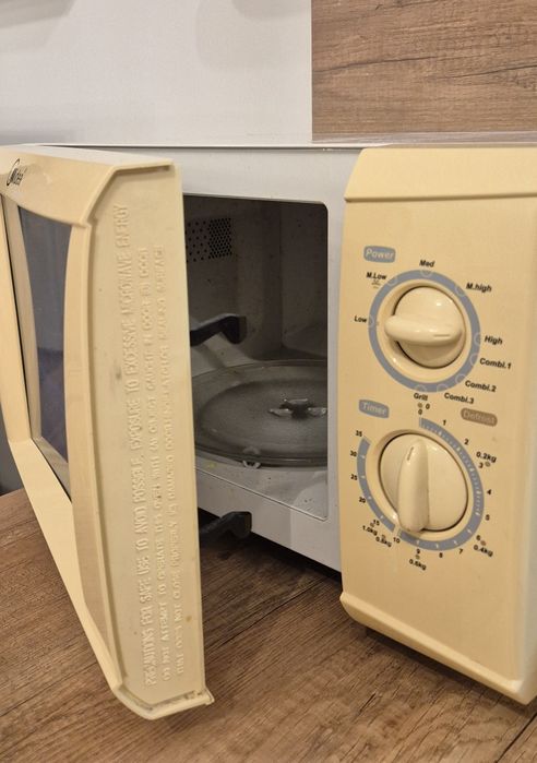 Микровълнова печка - ретро